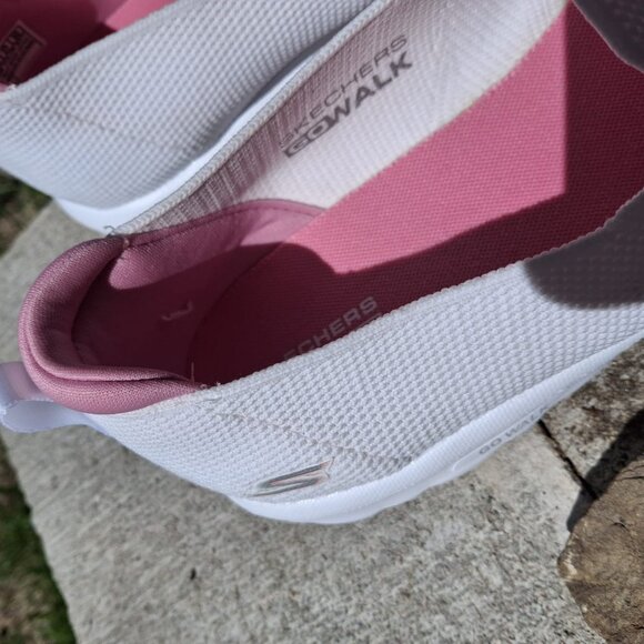 Skechers Go Walk Women's 9 Classic Jasmine Bliss Shoes Slip On White - Picture 5 of 14